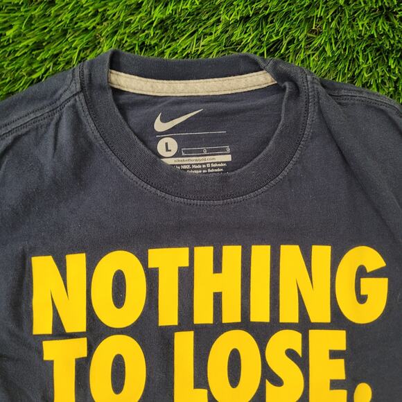 NIKE Center-Swoosh Slogan Shirt Teens Large 17x24 Navy-Blue - Picture 6 of 12